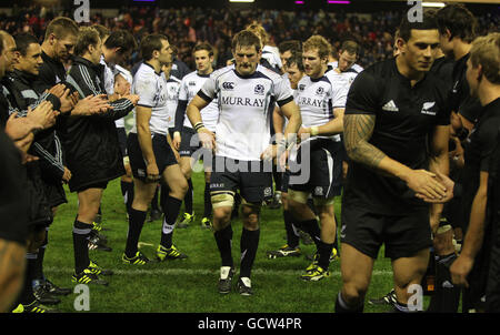 Rugby Union - 2010 EMC Test d'Autunno - Scozia v Nuova Zelanda - Murrayfield Foto Stock