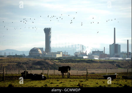 Centrale nucleare di Sellafield a Seascale, Cumbria, oggi. Verrà pubblicata una relazione sulla rimozione di organi e tessuti corporei apparentemente senza il consenso per l'analisi presso i laboratori nucleari. Foto Stock