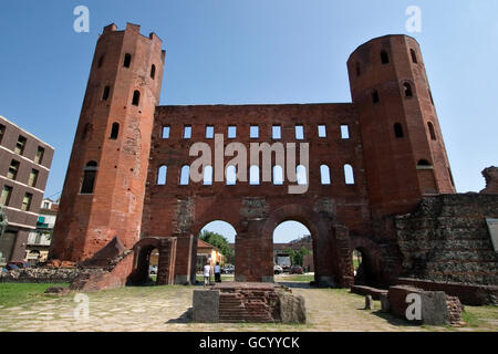 Porta Palatina. Torino. L'Italia. Foto Stock