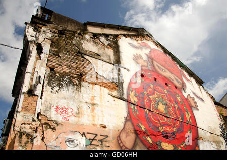 Edificio storico phuket chino stile portoghese al soi rommanee sulla strada talang a Phuket Town il 9 giugno 2016 in Phuket, Tailandia Foto Stock