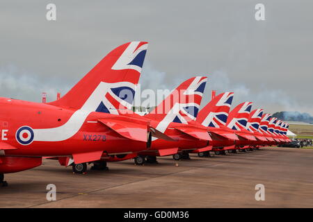 Fairford, UK. 09 Luglio, 2016. Il Royal International Air Tattoo 2016 provvisto di un display di grandi dimensioni dei moderni aerei militari e civili Credito: Uwe Deffner/Alamy Live News Foto Stock