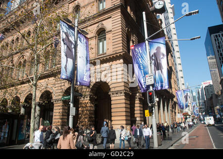 Sydney Martin Place e George street intersezione nel cuore del centro della città, Nuovo Galles del Sud, Australia Foto Stock