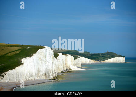 L'iconico vista della costa inglese, Sette sorelle chalk cliffs, East Sussex Foto Stock