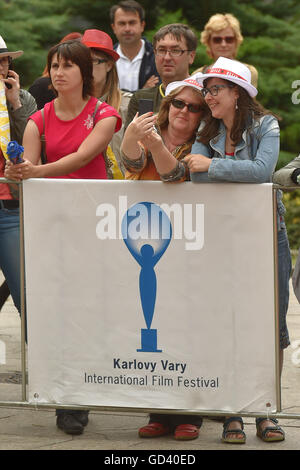 Karlovy Vary, Repubblica Ceca. 03 Luglio, 2016. Atmosfera durante la cinquantunesima Karlovy Vary Film Festival Internazionale di Karlovy Vary, Repubblica Ceca, 3 luglio 2016. © Slavomir Kubes/CTK foto/Alamy Live News Foto Stock
