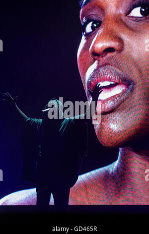 Torino, Italia. 12 luglio, 2016. anohni suona al festival dei fiori sulla luglio 12, 2016 a Torino, Italia credit: nero mail premere/alamy live news Foto Stock