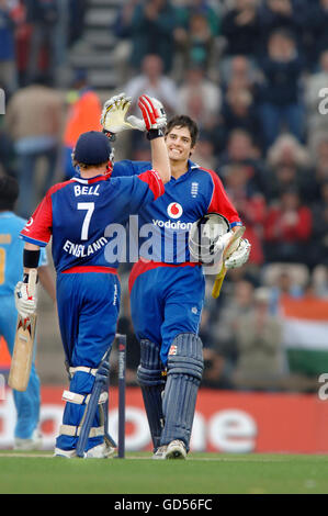 Alastair Cook e Ian Bell Foto Stock