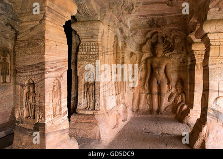 Parshvanath nella grotta Badami Foto Stock