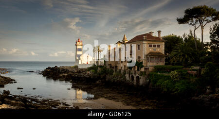 Nel tardo pomeriggio il colpo di Santa Marta faro in Cascais Foto Stock