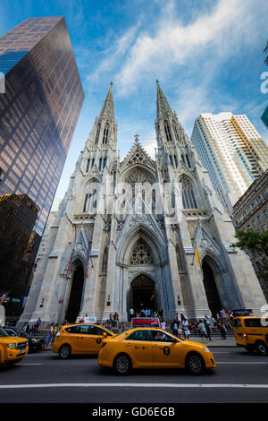 La Cattedrale di San Patrizio a New York City Foto Stock