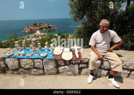 Il Hotel Isola di Sveti Stefan presso il mare Adriatico in Montenegro presenti nei Balcani in est europa. Foto Stock