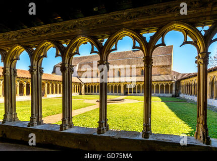 Chiostro e Convento dei Cordeliers, Charlieu, Borgogna romanica, Brionnais regione, dipartimento della Loira, Auvergne-Rhône-Alpes Foto Stock