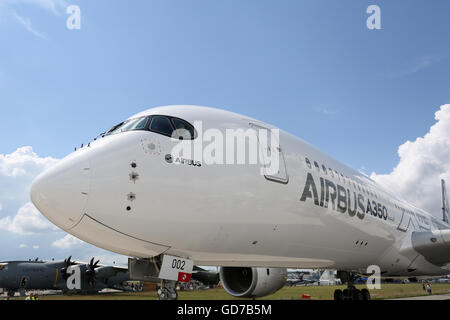 Berlino, Germania, 2 giugno, 2016: Airbus presenta più recenti aeromobili A350X a Berlino Air Show 2016. Foto Stock