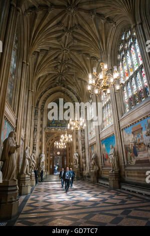 Santo Stefano Hall, Palazzo di Westminster, Londra, Regno Unito Foto Stock