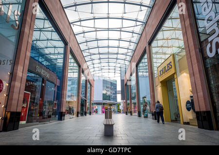 Princesshay shopping centre in Exeter Devon Foto Stock