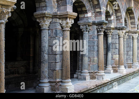 Europa, Francia, Haute Loire regione, Le Puy en Velay, la cattedrale di Notre Dame Foto Stock