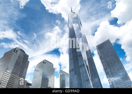 One World Trade Center e il World Financial Center di Manhattan, New York, Stati Uniti d'America Foto Stock