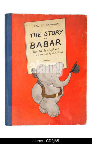 Una rara vecchio Babar libro scritto da Jean De Brunhoff su sfondo bianco Foto Stock