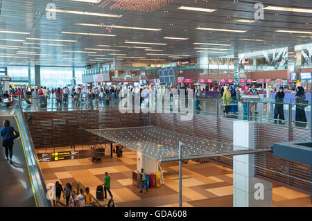 Zona di check-in al Terminal 1 dell'Aeroporto Changi di Singapore Changi,, isola di Singapore, Singapore Foto Stock