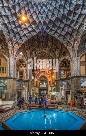 Iran,Kashan città,Kashan Bazaar,Khan Amin al-Dowleh Timche dome Foto Stock