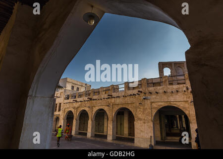 Souq Waif e Qatar centro culturale islamico (FANAR). Foto Stock