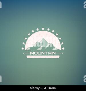 Mountain lineart logo. Mountain hipster logo. Il logo di montagna. Montagna logo retrò. Montagna logo vintage. Illustrazione Vettoriale