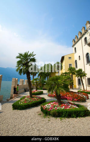 Giardino del Palazzo dei Capitani di Malcesine Lago di Garda, Italia Foto Stock
