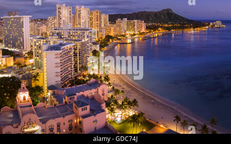 Stati Uniti d'America,Hawaii,Oahu,Honolulu,Waikiki,la spiaggia al tramonto Foto Stock