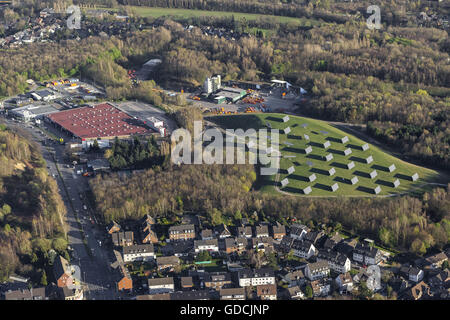 Vista aerea, pannelli solari sulla ex discarica Donnersberg, Bottrop, la zona della Ruhr, Renania del nord-Vestfalia, Germania, Europa, antenna Foto Stock