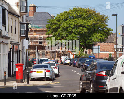 Le strade e dissipare le vie del borgo storico di Tynemouth tre dove il vecchio re del reame sono sepolti nel castello. Foto Stock