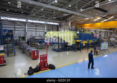 AgustaWestland AW101 heilicopter essendo testato presso la società Leonardo-Finmeccanica complessivo del sito in Yeovil, Somerset, Regno Unito Foto Stock