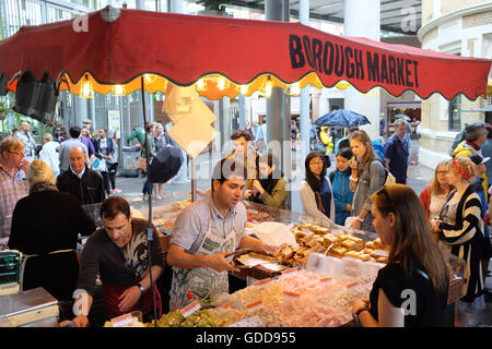 Borough Market in London, England. Foto Stock