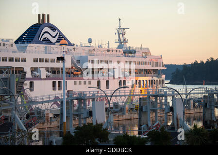 Canada,Columbia Britannica,l'isola di Vancouver,Golfo meridionale isole,BC Ferries,ferry,dock Foto Stock