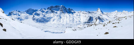 Monte Rosa - 4633 ms,Punta Dufour - 4634 ms,Breithorn - 4165 ms,Matterhorn - 4478 ms,Dent Blanche - 4357 ms,Ober Gabelhorn Foto Stock