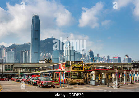 Della città di Hong Kong,distretto di Kowloon,Star Ferry Terminal degli Autobus Foto Stock