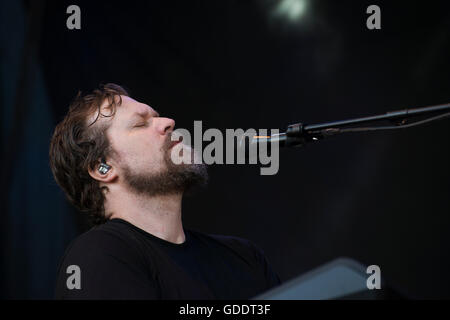 Pori, Finlandia. Il 14 luglio 2016. Cantante americana-cantautore John Grant sta effettuando presso la 51Pori Jazz Festival nel Kirjurinluoto Arena. Credito: Stefan Crämer/Alamy Live News Foto Stock