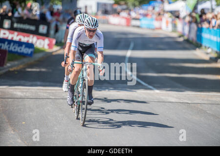 Campionato svedese in bicicletta da strada racing sulla via della città di Norrköping Foto Stock