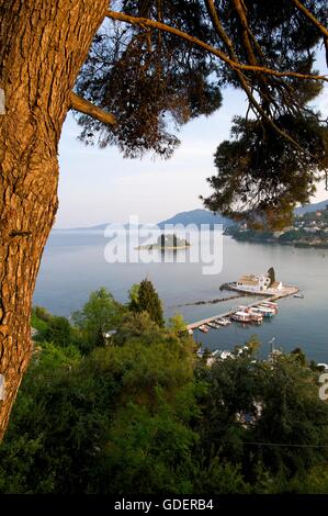 Isola di Vlacherna e Monastero, Corfu-Town, CORFU, CORFU, ISOLE IONIE, Grecia Foto Stock