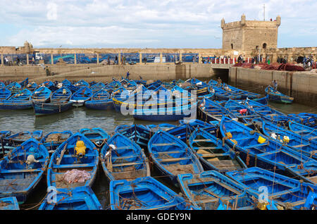 Marocco, Africa, barche da pesca, porta, Essaouira Foto Stock
