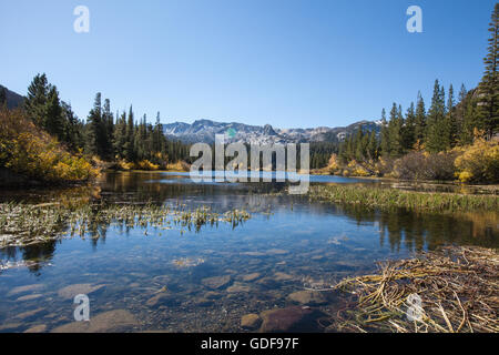 Twin laghi mammoth California scenic shot della Sierras Foto Stock
