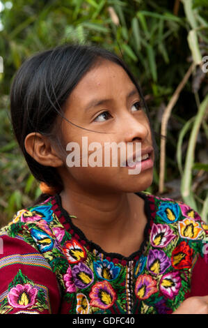 Ragazza, ritratto, San Lucas Toliman, Lago de Atitlan, Guatemala, America Centrale Foto Stock