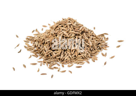 Semi di cumino sullo sfondo bianco Foto Stock