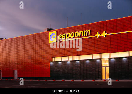 Distretti di Vetka, Bielorussia - Giugno 13, 2016: il Logo di Evroopt sul negozio di alimentari. Eurotorg LLC è il più grande rivenditore bielorussa, funzionamento Foto Stock