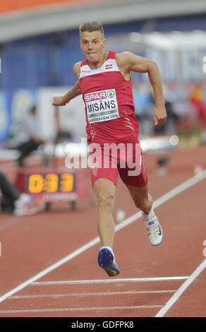 Amsterdam, Paesi Bassi Luglio 09, 2016 Elvijs Misans 9 salto triplo per il Campionato europeo di Amsterdam Foto Stock