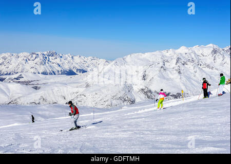 Persone sci, ski resort 'Les Deux Alpes', alpi, Francia Foto Stock