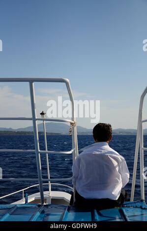 Passeggero di crociera da Saranda, Albania a Corfù, Grecia Foto Stock