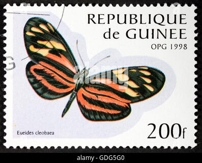 GROOTEBROEK ,I PAESI BASSI - MARZO 20,2016 : un timbro stampato da GUINEE, mostra butterfly, circa 1998. Foto Stock