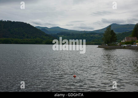 Lac Chambon al crepuscolo Foto Stock