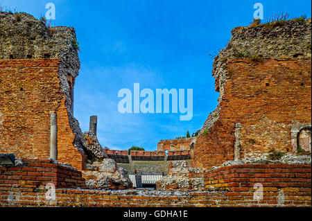 Italia Sicilia Taormina resti archeologici il teatro greco Foto Stock