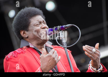 Pori, Finlandia. Il 15 luglio 2016. Charles Bradley & la sua Extraordinaries eseguire presso la 51Pori Jazz Festival nel Kirjurinluoto Arena. Foto Stock