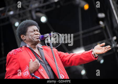 Pori, Finlandia. Il 15 luglio 2016. Charles Bradley & la sua Extraordinaries eseguire presso la 51Pori Jazz Festival nel Kirjurinluoto Arena. Foto Stock